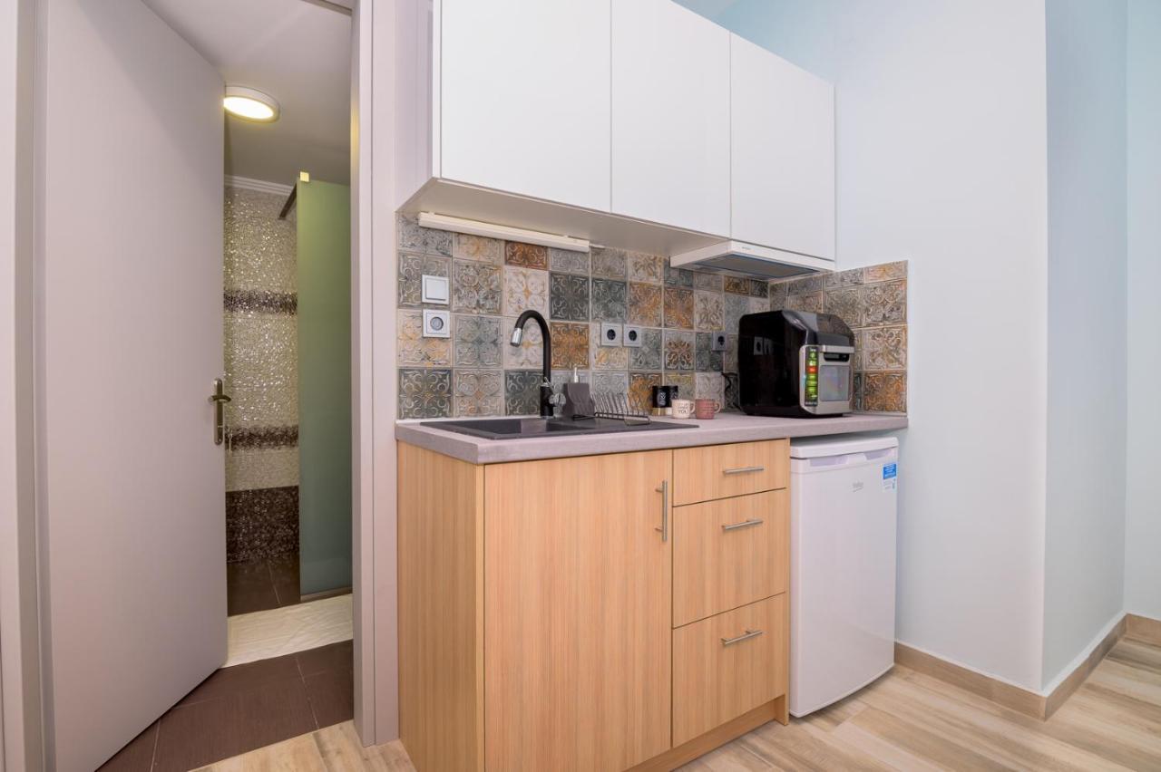 Zoe'S City Apartment アレクサンドルポリス エクステリア 写真